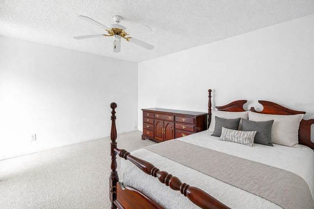 10905 61ST AVENUE, Seminole, FL 33772