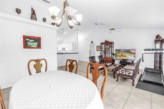 10905 61ST AVENUE, Seminole, FL 33772