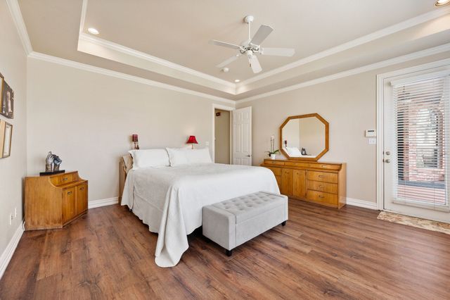 7921 Shady Oaks Drive, North Richland Hills, TX 76182