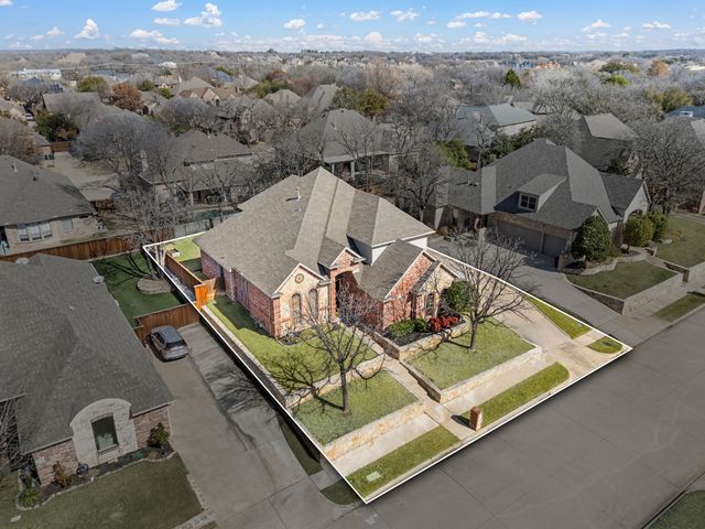 7921 Shady Oaks Drive, North Richland Hills, TX 76182