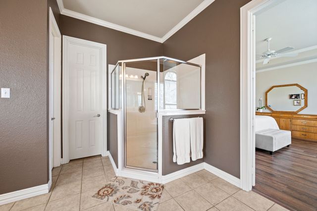 7921 Shady Oaks Drive, North Richland Hills, TX 76182