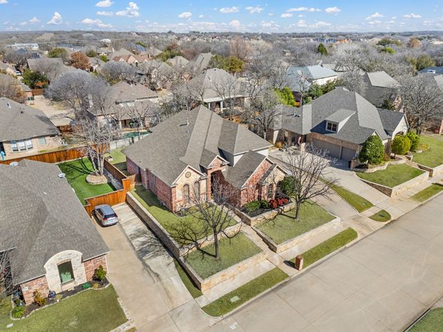 7921 Shady Oaks Drive, North Richland Hills, TX 76182