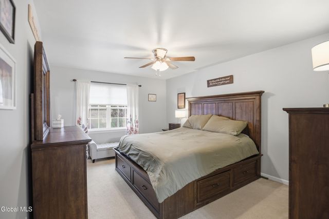 208 Springdale Way, Rotterdam, NY 12306