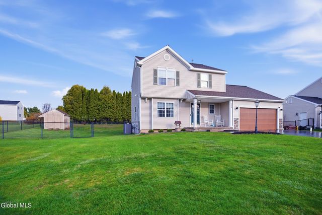 208 Springdale Way, Rotterdam, NY 12306