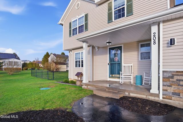 208 Springdale Way, Rotterdam, NY 12306