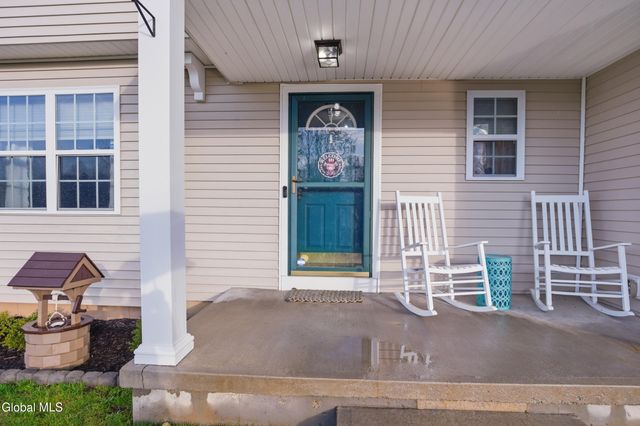 208 Springdale Way, Rotterdam, NY 12306