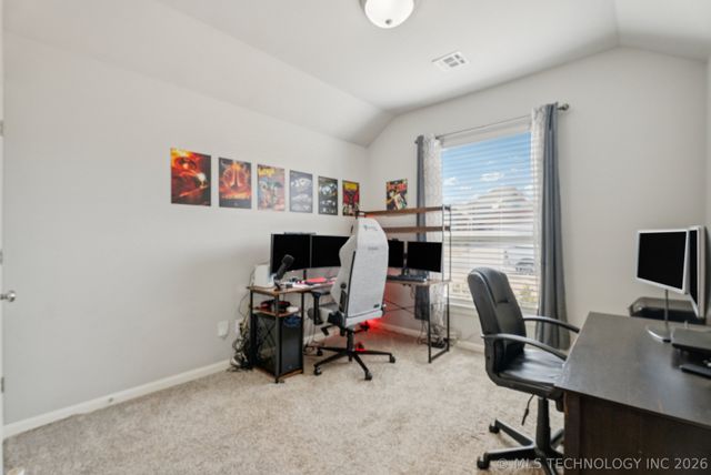 5130 S Walnut Creek Drive W, Sand Springs, OK 74063