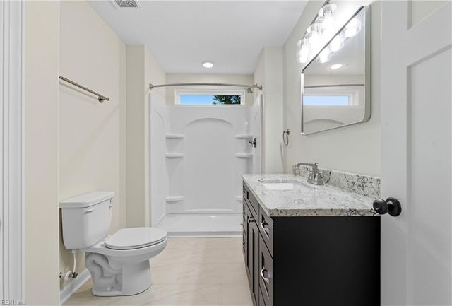 14307 Old Courthouse WAY B, Newport News, VA 23602