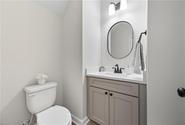 14307 Old Courthouse WAY B, Newport News, VA 23602