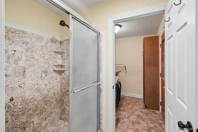 5521 Continental Road, Grand Blanc, MI 48439