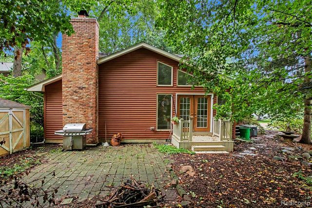 5521 Continental Road, Grand Blanc, MI 48439