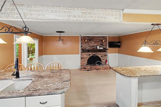 5521 Continental Road, Grand Blanc, MI 48439