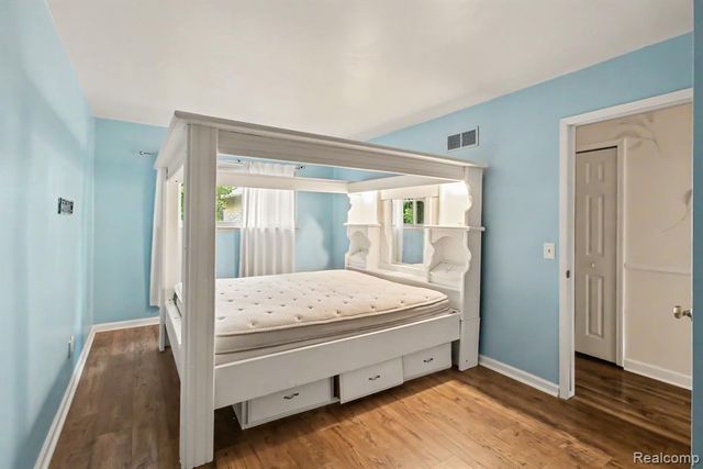 5521 Continental Road, Grand Blanc, MI 48439