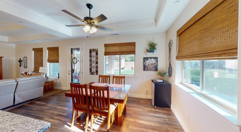 Image 11 of property listing at 16149 W Ashli Avenue, Kerman, CA 93630