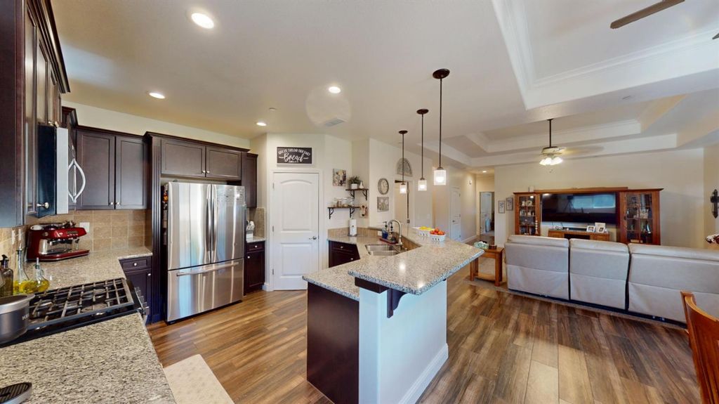 Image 16 of property listing at 16149 W Ashli Avenue, Kerman, CA 93630