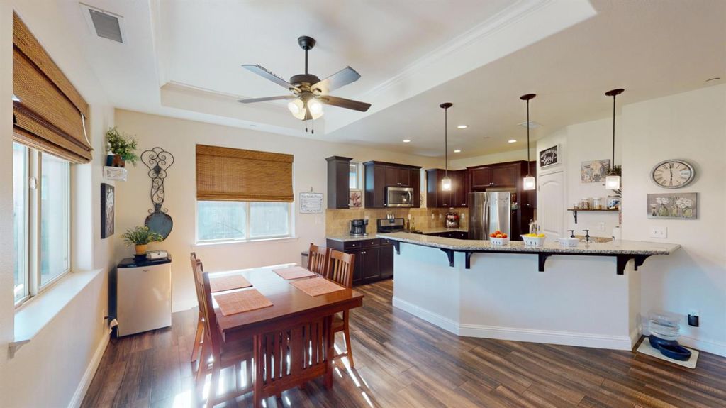 Image 21 of property listing at 16149 W Ashli Avenue, Kerman, CA 93630