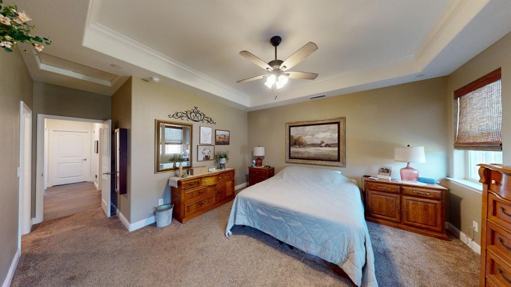 Image 23 of property listing at 16149 W Ashli Avenue, Kerman, CA 93630