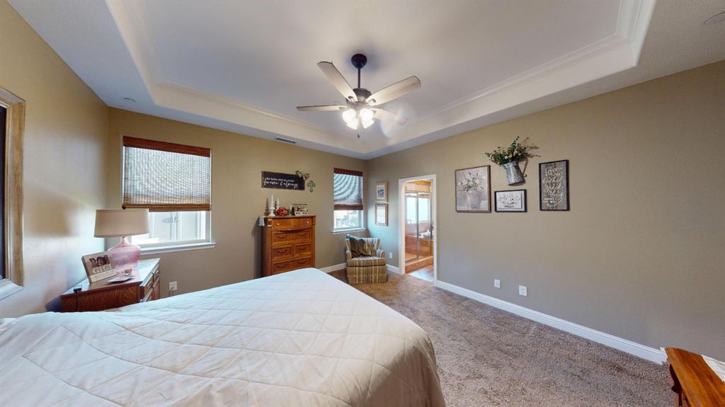 Image 24 of property listing at 16149 W Ashli Avenue, Kerman, CA 93630