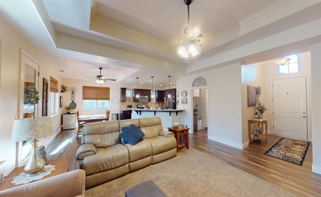 Image 6 of property listing at 16149 W Ashli Avenue, Kerman, CA 93630
