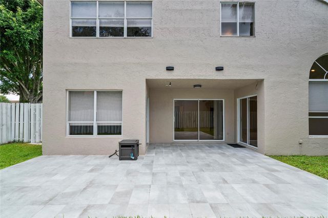 7701 NW 61st Terrace, Parkland, FL 33067