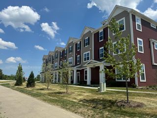 1526 Albany Street, Grayslake, IL 60030