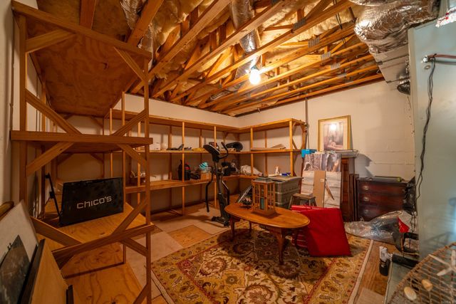 11 Oliete Ln, Hot Springs Village, AR 71909