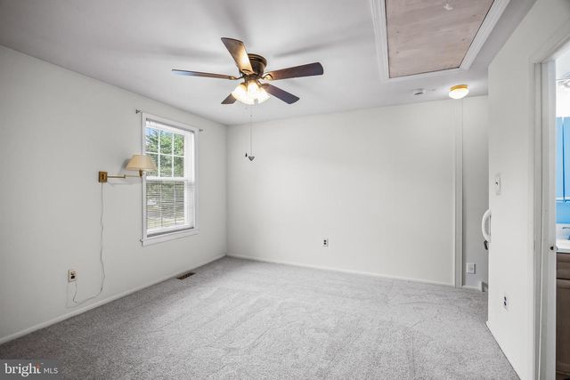 2068 HARBOUR DR, Palmyra, NJ 08065