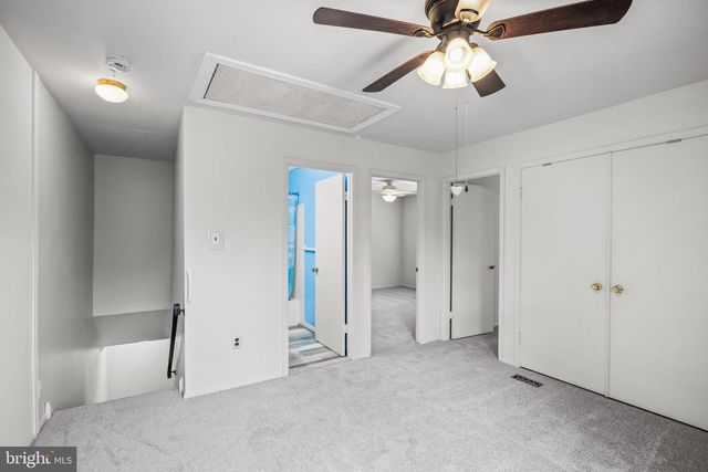 2068 HARBOUR DR, Palmyra, NJ 08065