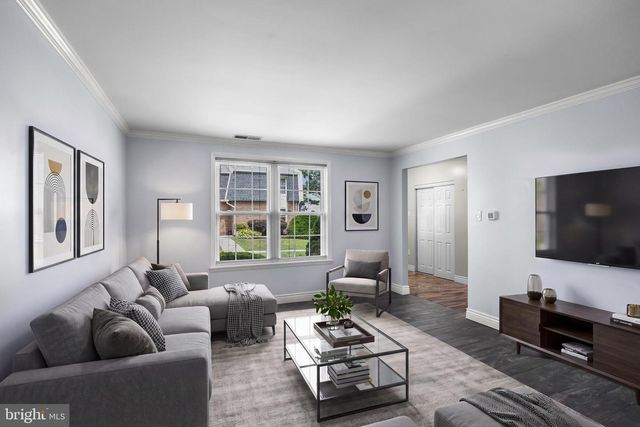2068 HARBOUR DR, Palmyra, NJ 08065
