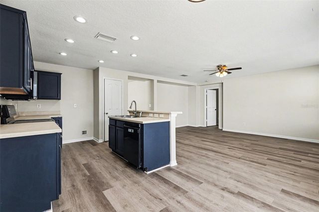 404 VINE CLIFF STREET, Ruskin, FL 33570