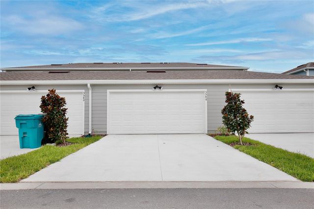 5586 PINELAND RUN, Orlando, FL 32829