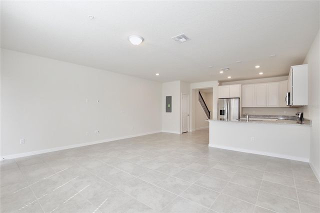 5586 PINELAND RUN, Orlando, FL 32829