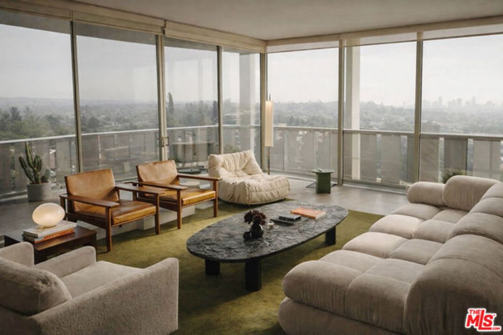 4455 Los Feliz Boulevard 1101, Los Angeles, CA 90027