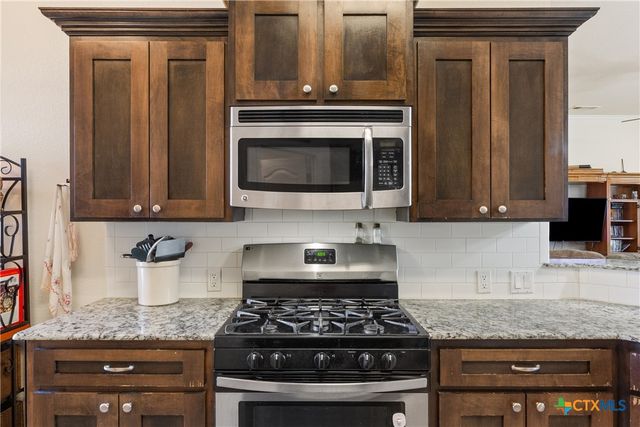 303 County Road 127, Gatesville, TX 76528