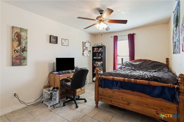 303 County Road 127, Gatesville, TX 76528