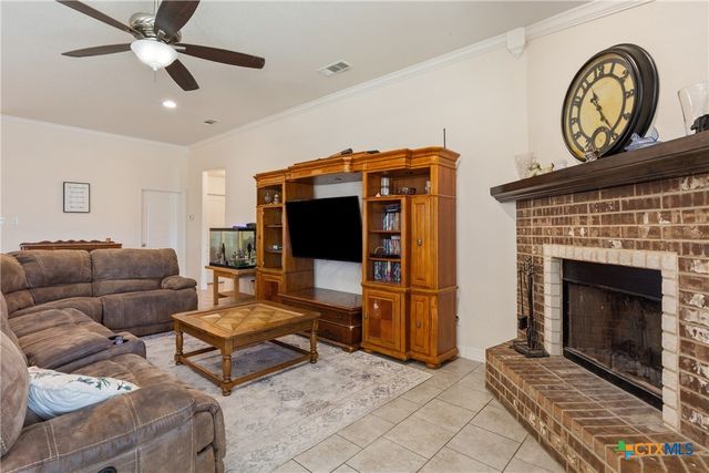 303 County Road 127, Gatesville, TX 76528