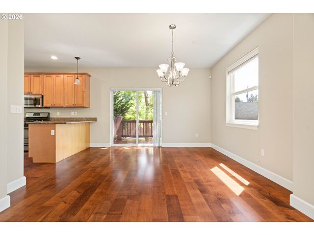 8016 N MISSISSIPPI Ave, Portland, OR 97217