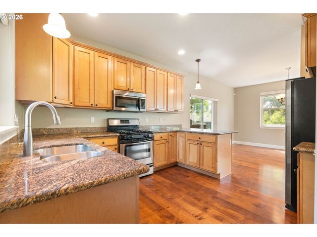 8016 N MISSISSIPPI Ave, Portland, OR 97217