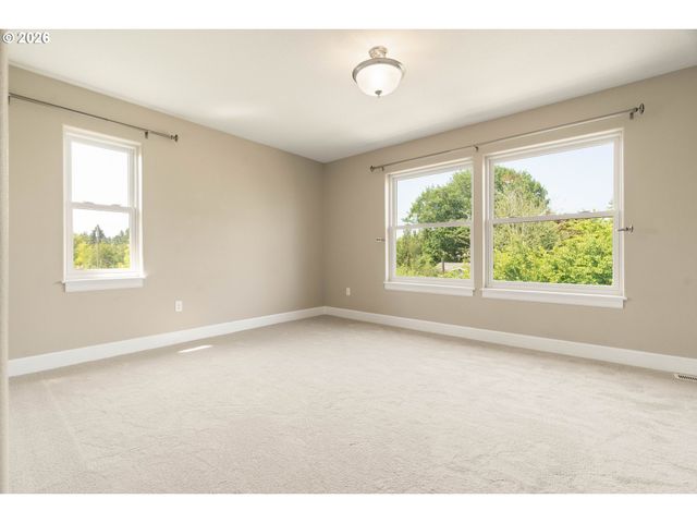 8016 N MISSISSIPPI Ave, Portland, OR 97217