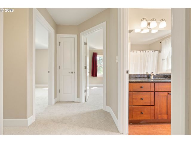 8016 N MISSISSIPPI Ave, Portland, OR 97217