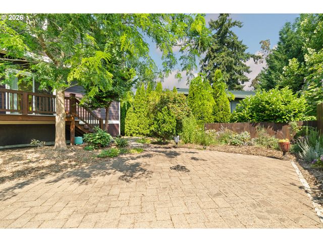 8016 N MISSISSIPPI Ave, Portland, OR 97217