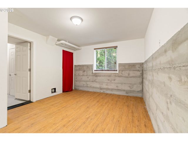 8016 N MISSISSIPPI Ave, Portland, OR 97217