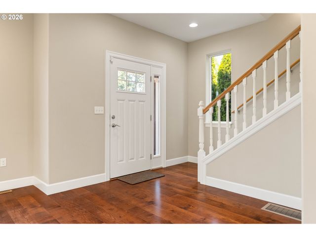 8016 N MISSISSIPPI Ave, Portland, OR 97217