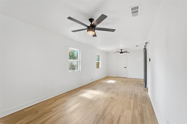 10332 Muskogee Circle, Dallas, TX 75217