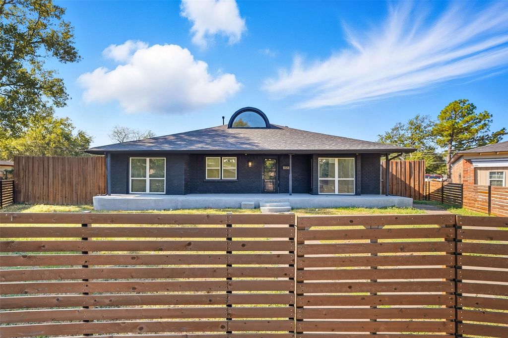 10332 Muskogee Circle, Dallas, TX 75217