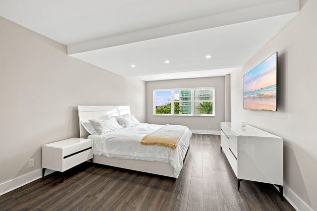 340 Sunset Drive 405, Fort Lauderdale, FL 33301