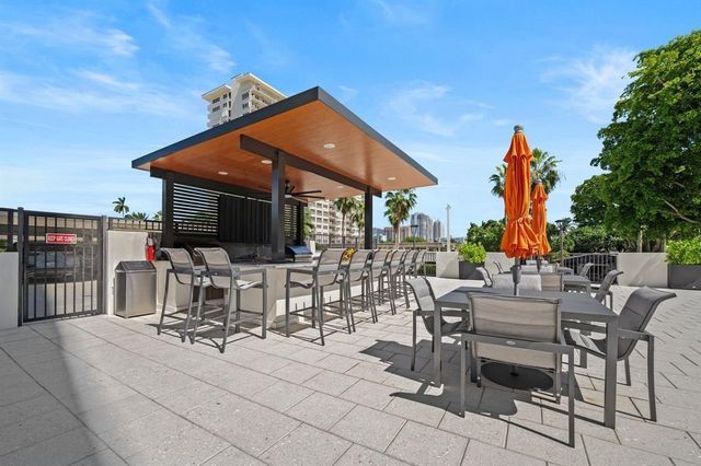 340 Sunset Drive 405, Fort Lauderdale, FL 33301