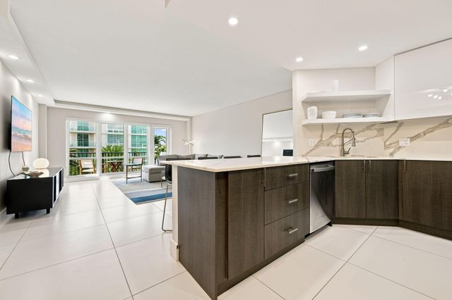 340 Sunset Drive 405, Fort Lauderdale, FL 33301