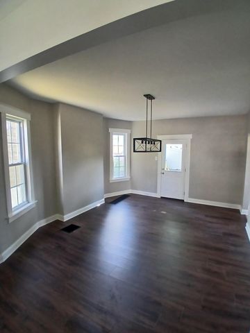 103 W Walnut Street, Southgate, KY 41071