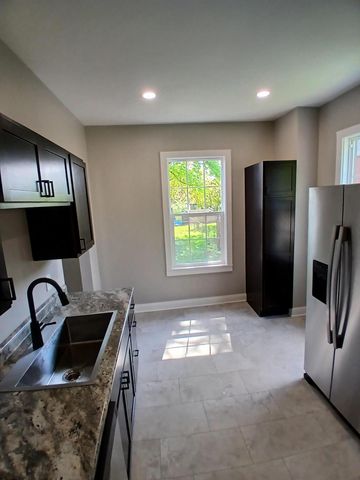 103 W Walnut Street, Southgate, KY 41071